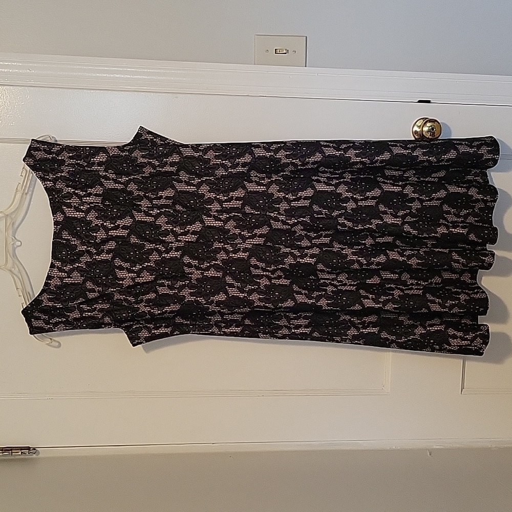 Black dress with shrug - Picture 5 of 14